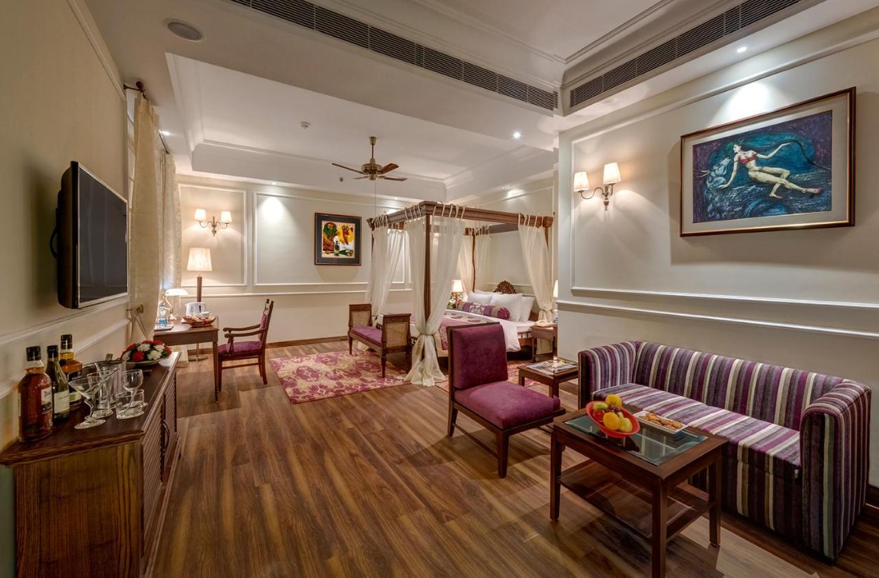 The Astor 4* Kolkata