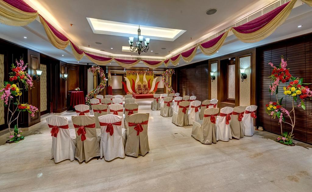 Hotel The Astor Kolkata